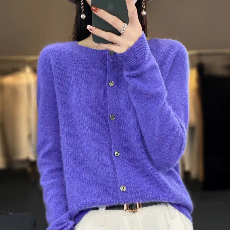 Mariana - Cozy Woolen Cardigan