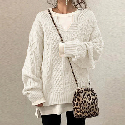 Zayla - Knitted Sweater with Cable Pattern