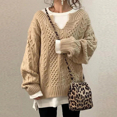 Zayla - Knitted Sweater with Cable Pattern