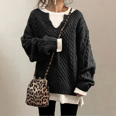 Zayla - Knitted Sweater with Cable Pattern