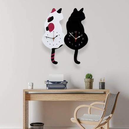 TailSpin - Cat Wagging Tail Wall Clock